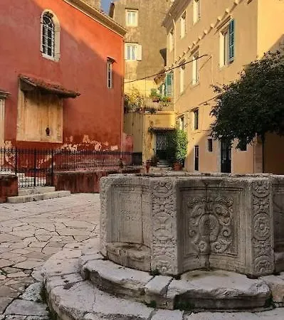Fiore Kampielo *